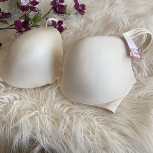 NEW CACIQUE collection bra